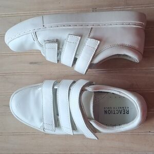 Kenneth Cole Reaction Jovie Triple Strap White Leather Velcro Classic Sneakers